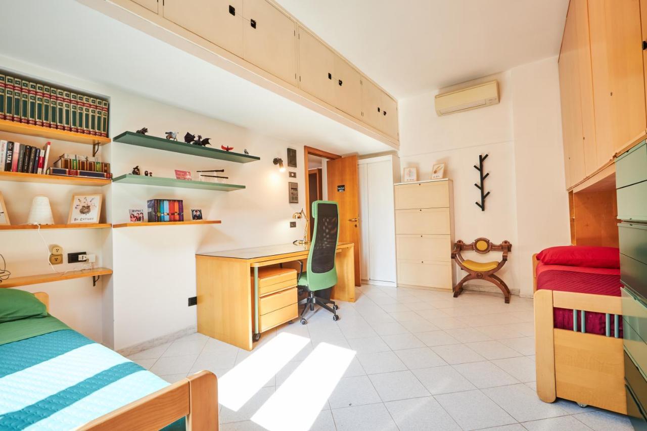 Apartamento Harry Potter'S Magic House - Metro M4 - Linate - Citta Studi Milán Exterior foto